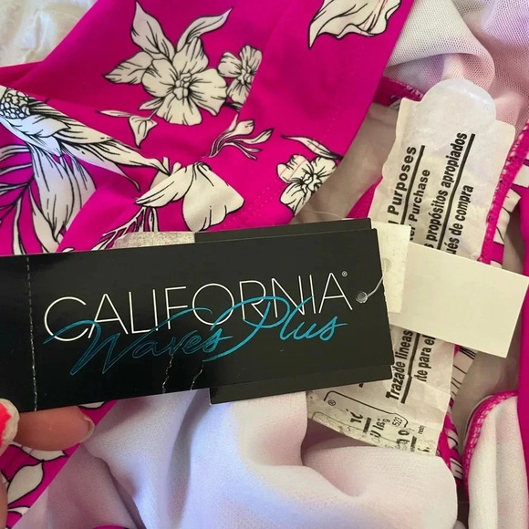 California Waves pink floral bikini bottom - Picture 10 of 11